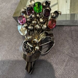 HOBE Elegant Sterling Silver Brooch w/Green‎ Purple & Pink Gemstones Bouquet Pin
